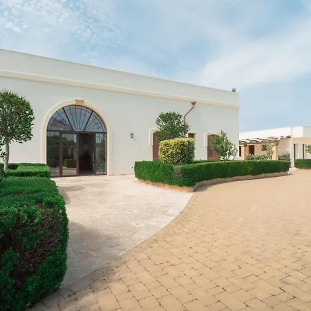 Mediterranea Апарт-отель 4*