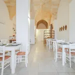 Mediterranea מלון דירות