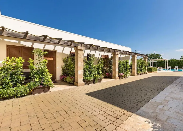 Mediterranea Aparthotel 4*